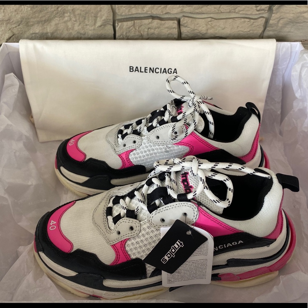 Balenciaga Triple S Pink Sneaker